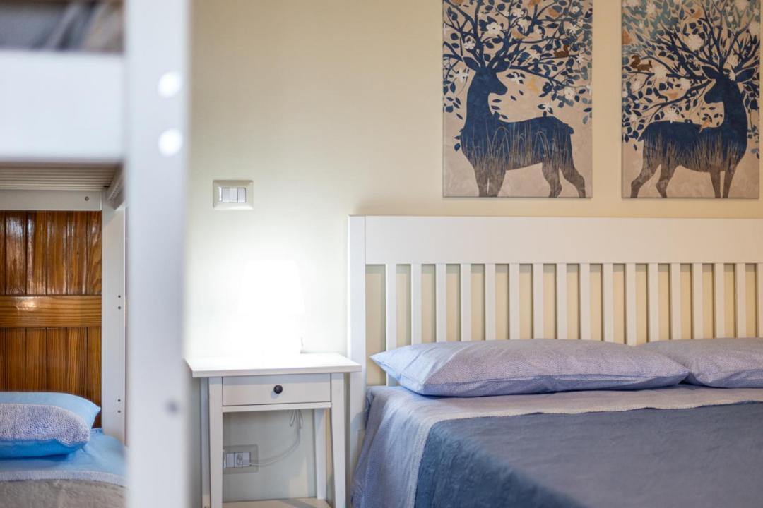 Le Palme Guest House Racale Esterno foto